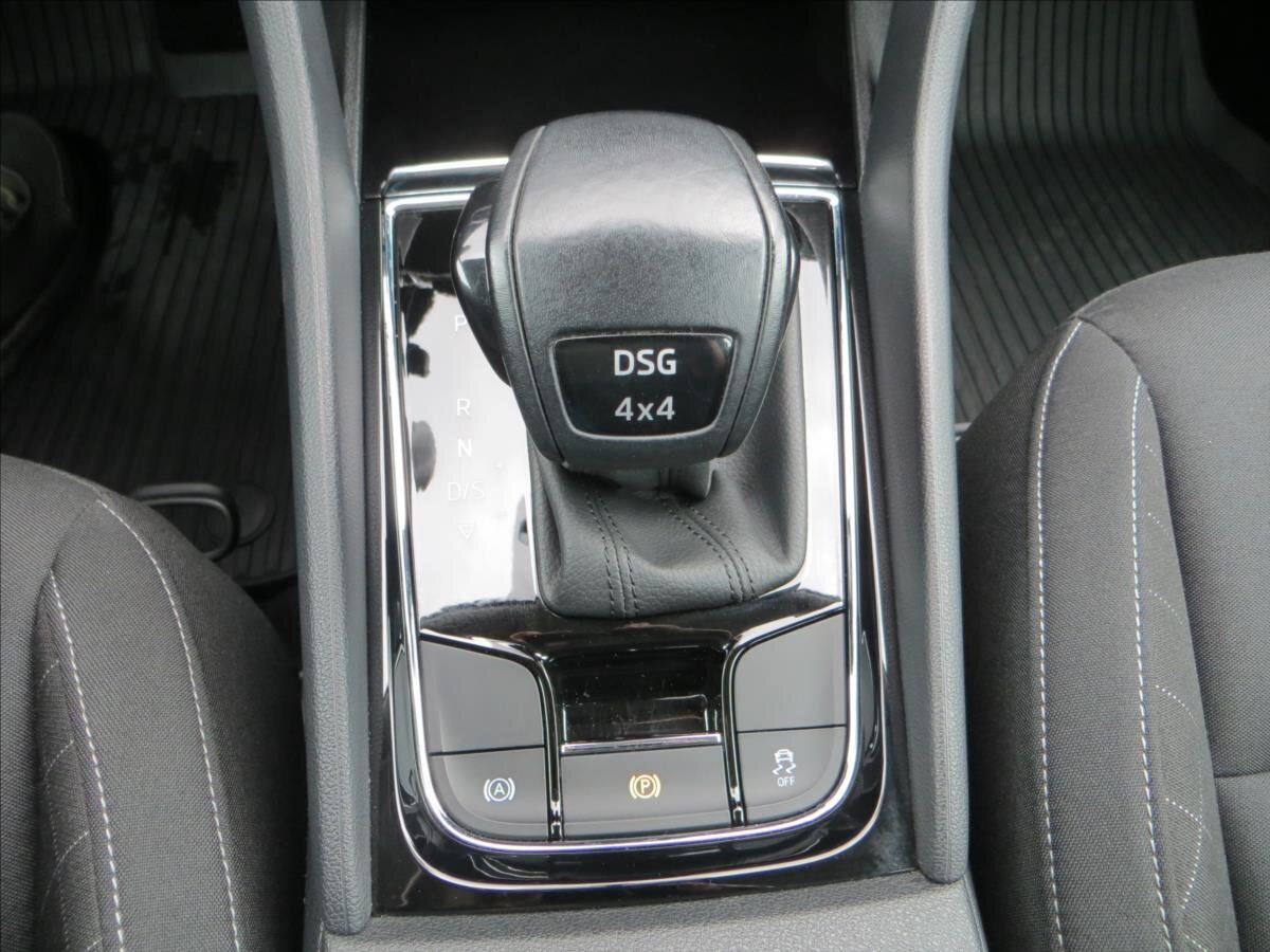 Škoda Karoq SUV / Terénní 2,0 l 110 kw