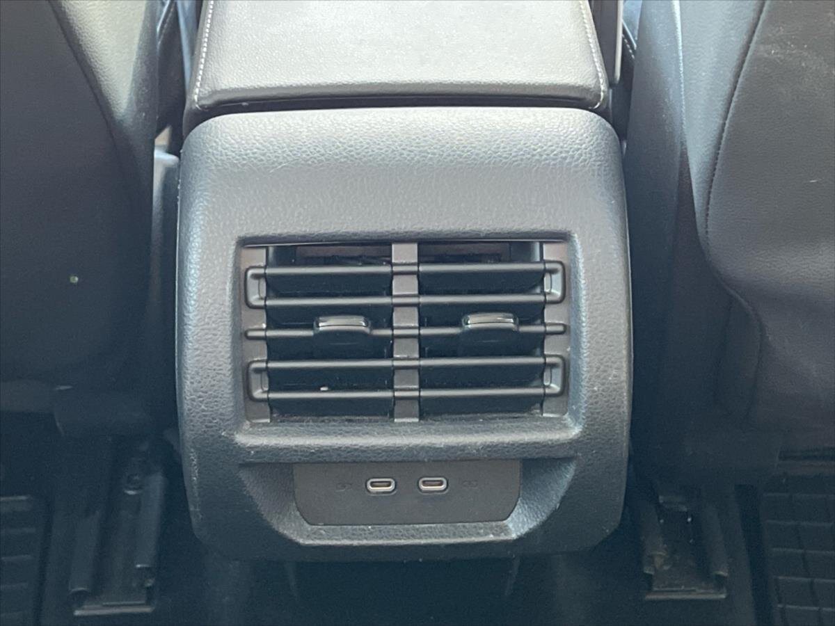 Volkswagen Caddy Kombi 1,5 l 84 kw