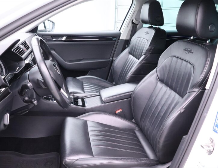 Škoda Superb Kombi 2,0 l 140 kw