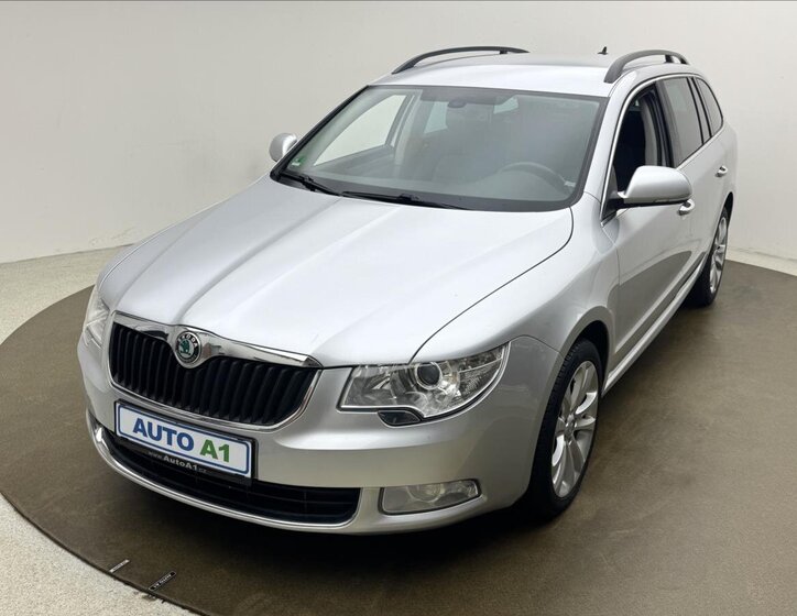 Škoda Superb Kombi 2,0 l 103 kw