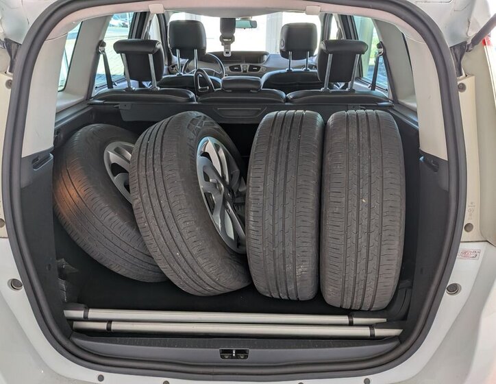 Renault Scénic MPV 1,5 l 81 kw