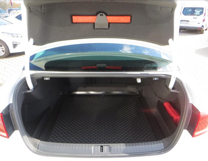 Volkswagen Passat Liftback 1,5 l 110 kw