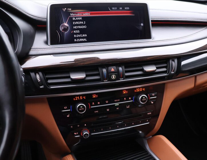 BMW X6 SUV 3,0 l 230 kw