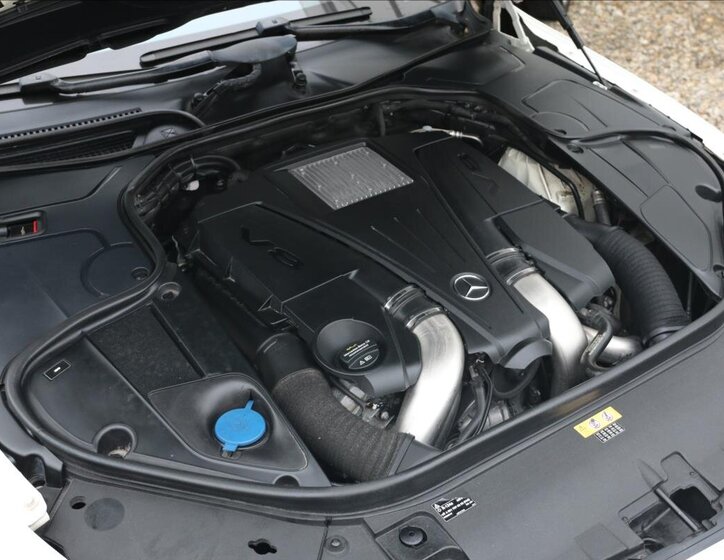 Mercedes-Benz Třídy S Kupé 4,7 l 335 kw