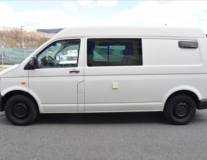Volkswagen Transporter Ostatní 2,5 l 96 kw