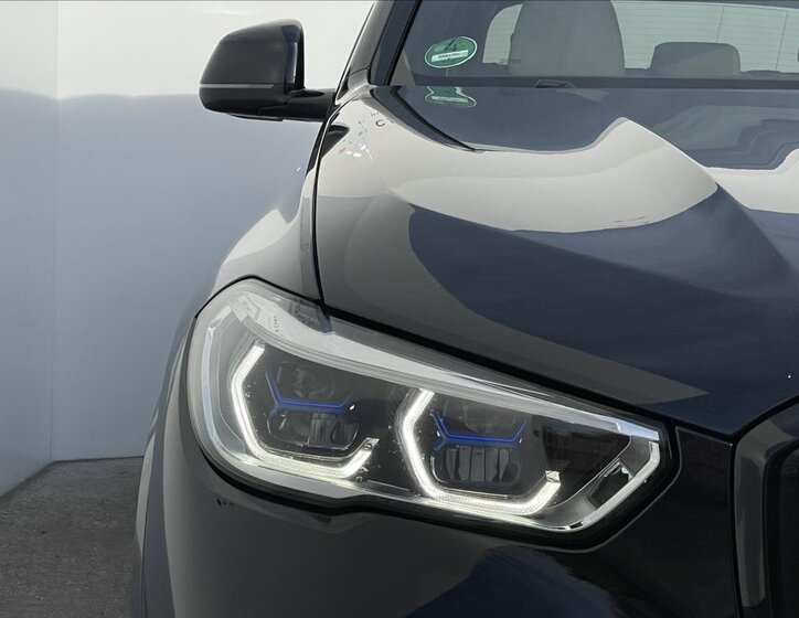 BMW X5 SUV 3,0 l 245 kw