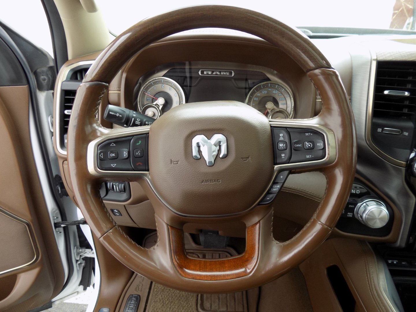 Dodge RAM Pick-up 5,7 l 295 kw