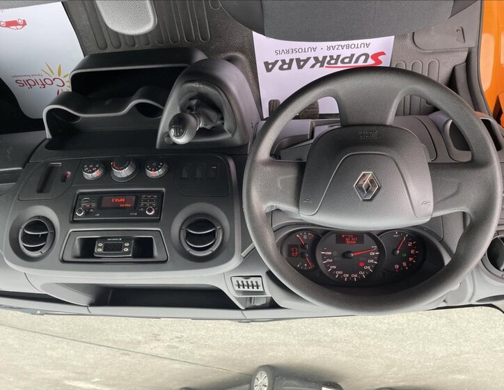 Renault Master 13