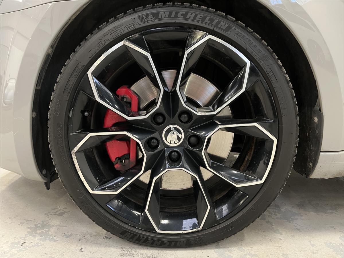 Škoda Octavia Liftback 2,0 l 169 kw