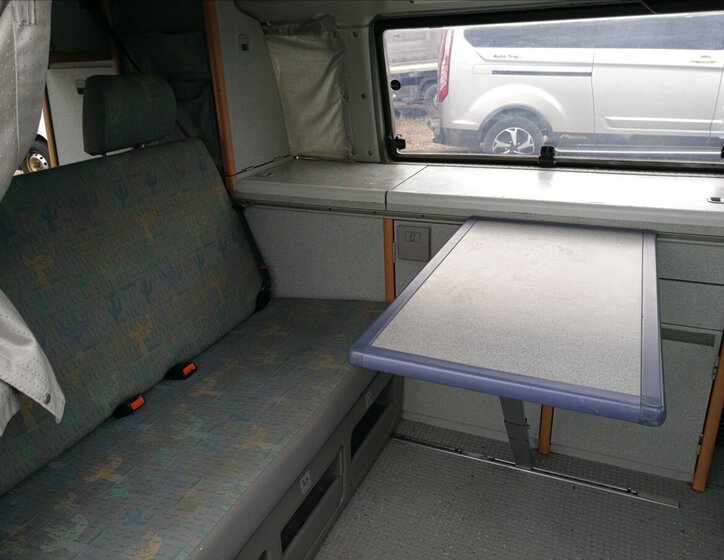 Volkswagen Ostatní Ostatní 2,4 l 57 kw