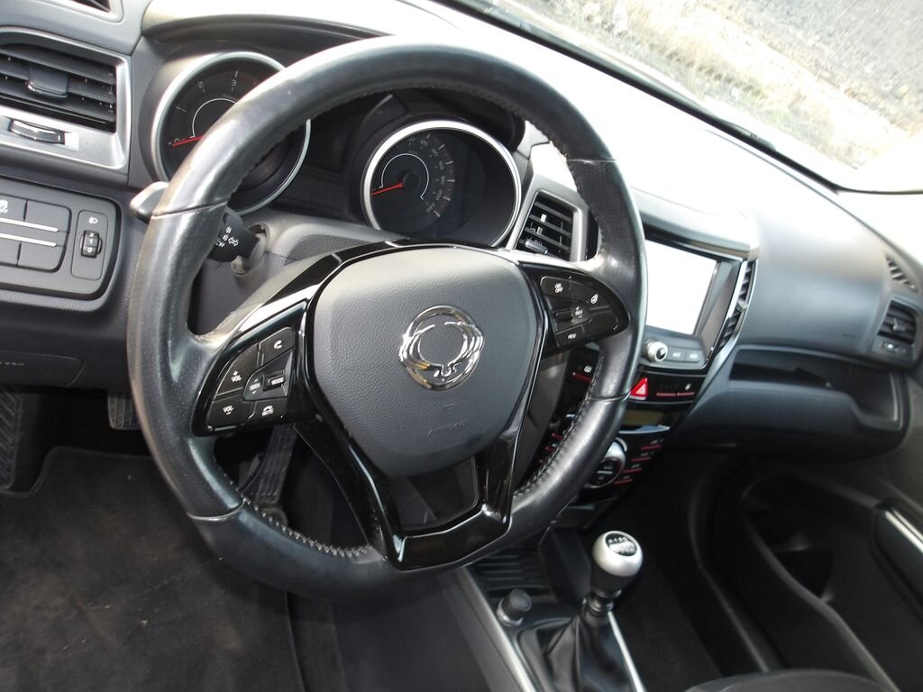 SsangYong Korando SUV 1,6 l 84 kw
