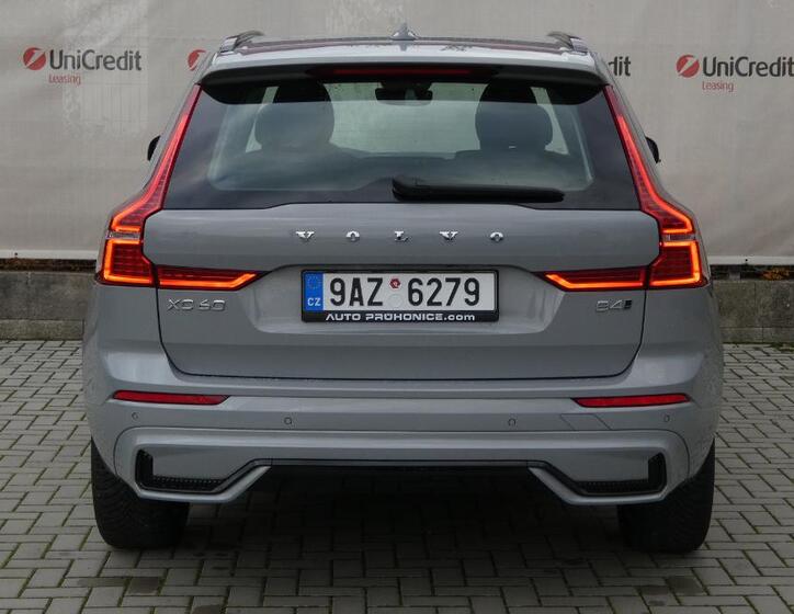Volvo XC60 4