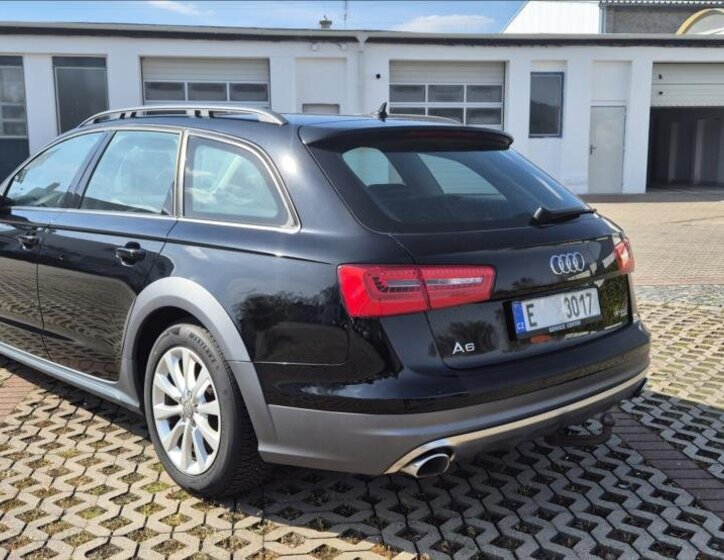 Audi A6 Allroad Kombi 3,0 l 180 kw