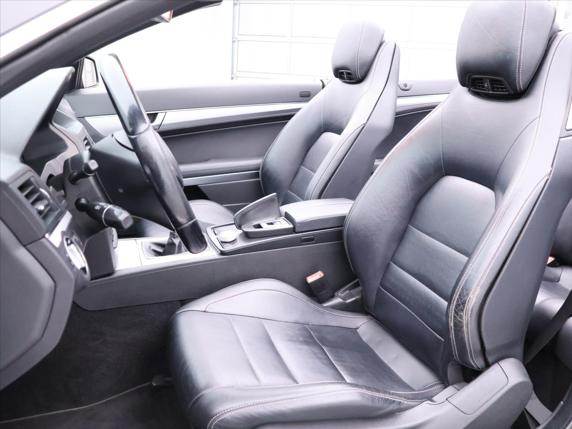 Mercedes-Benz Třídy E Kabriolet 2,1 l 125 kw