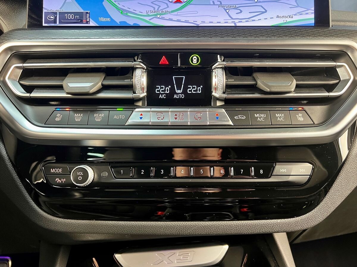 BMW X3 SUV / Terénní 2,0 l 140 kw