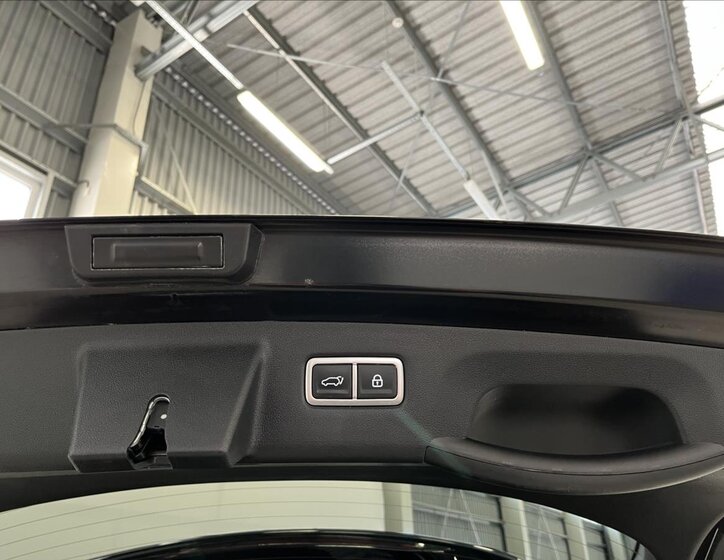 KIA Sorento SUV 2,2 l 148 kw