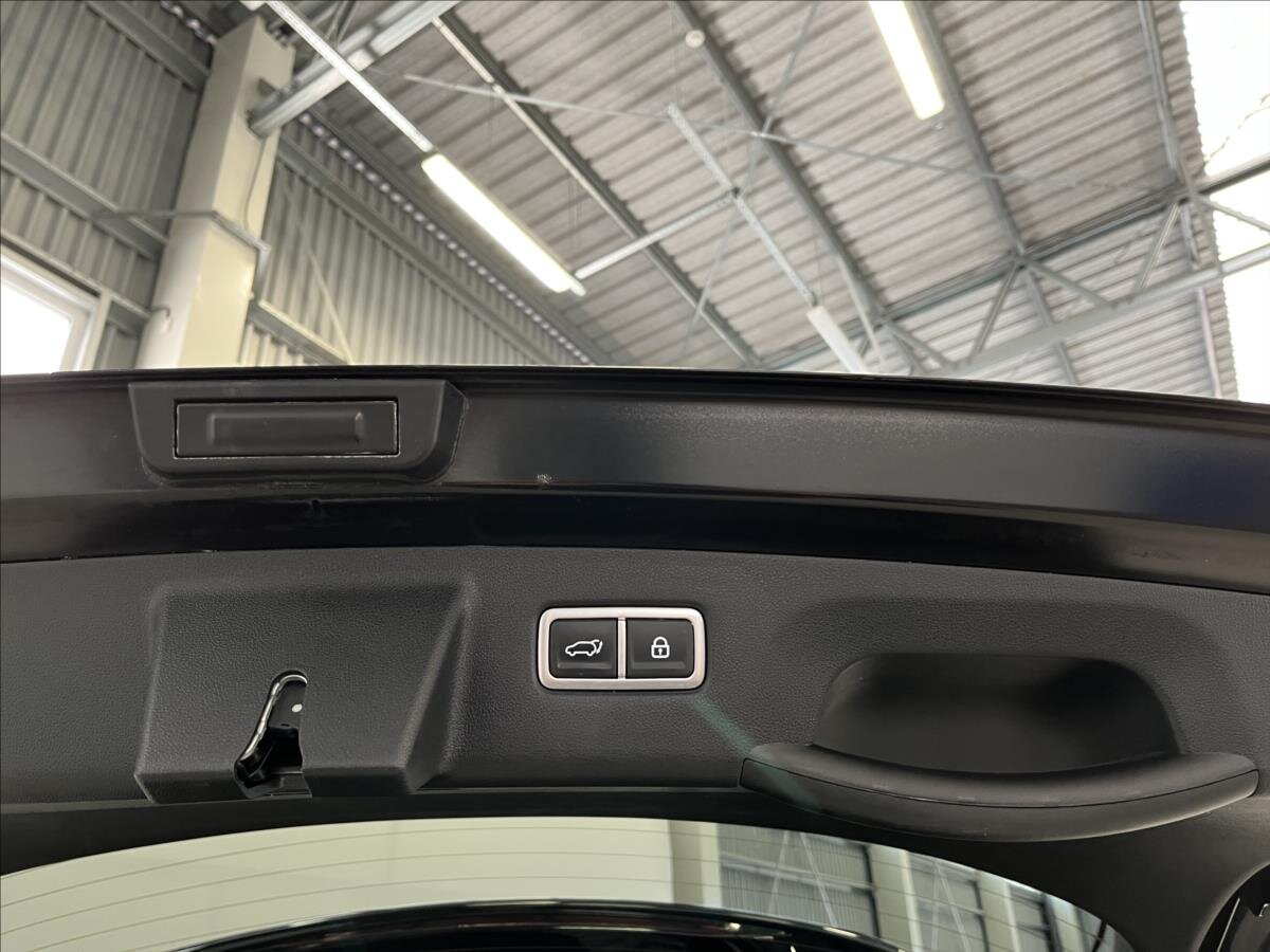 KIA Sorento SUV 2,2 l 148 kw