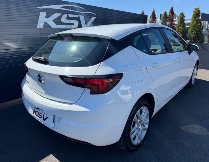 Opel Astra Hatchback 1,4 l 74 kw