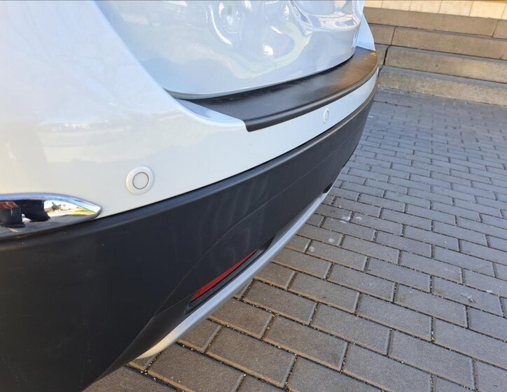 Suzuki SX4 S-Cross Hatchback 1,6 l 88 kw