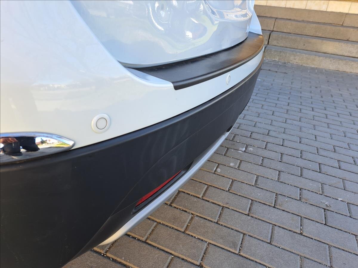 Suzuki SX4 S-Cross Hatchback 1,6 l 88 kw