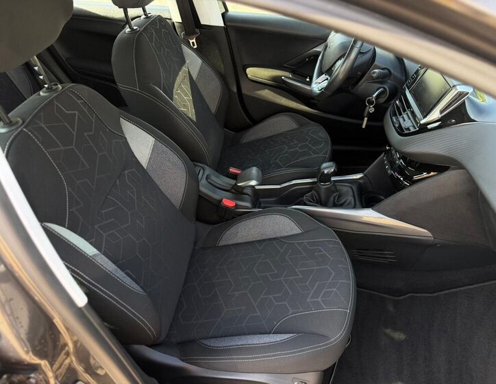 Peugeot 2008 SUV / Terénní 1,2 l 60 kw