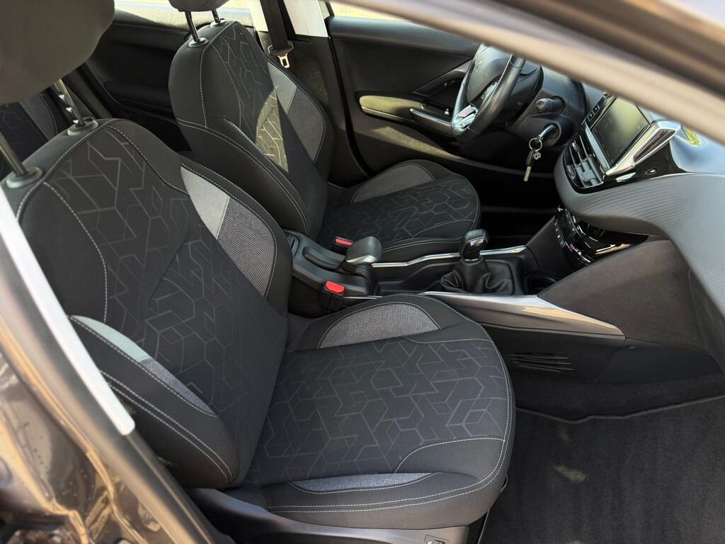 Peugeot 2008 SUV / Terénní 1,2 l 60 kw