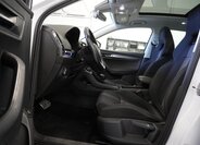 Škoda Karoq SUV / Terénní 1,5 l 110 kw