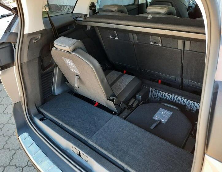 Peugeot 5008 7