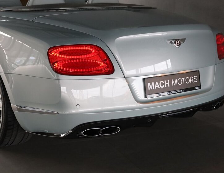 Bentley Continental GTC Kabriolet 4,0 l 373 kw