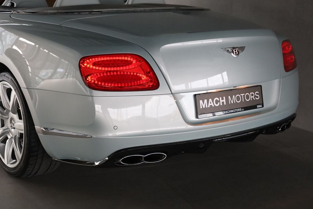 Bentley Continental GTC Kabriolet 4,0 l 373 kw