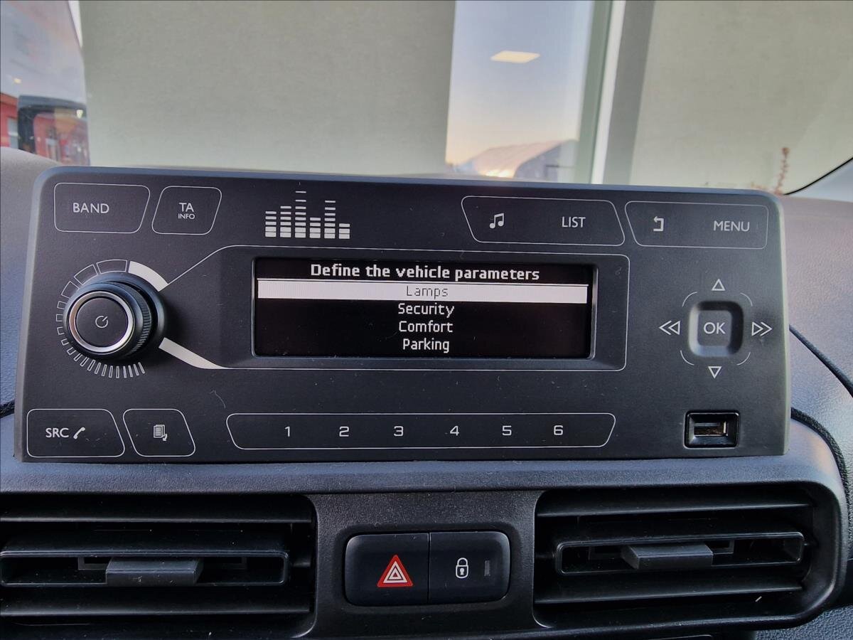 Opel Combo Skříň 1,5 l 75 kw