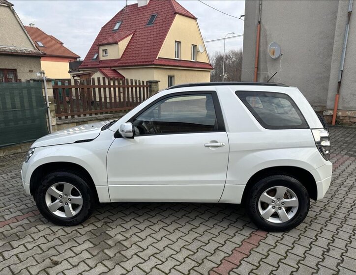 Suzuki Grand Vitara 8