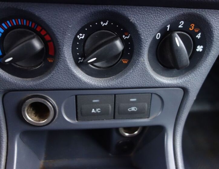 Ford Transit Connect 25