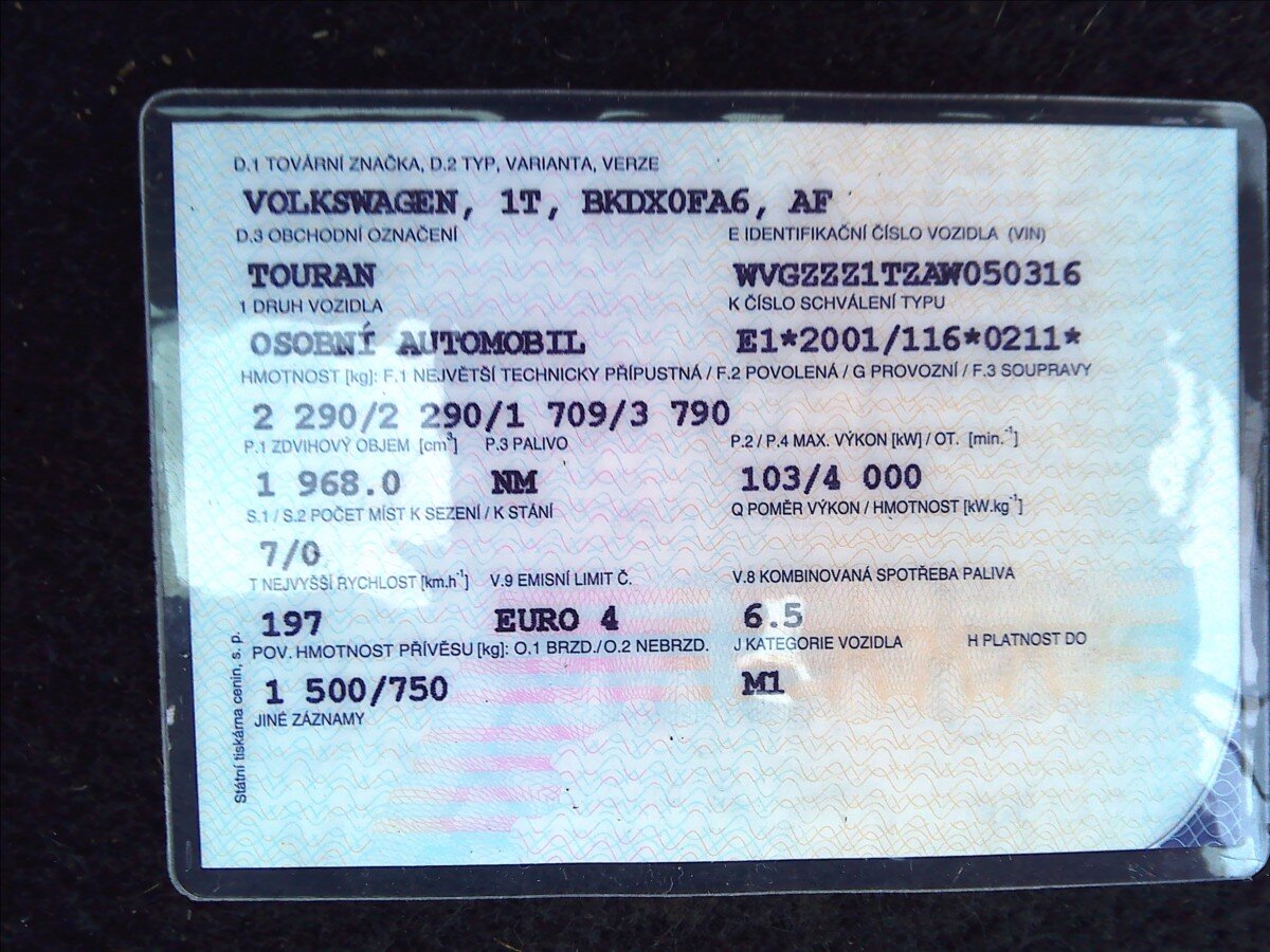 Volkswagen Touran Kombi 2,0 l 103 kw