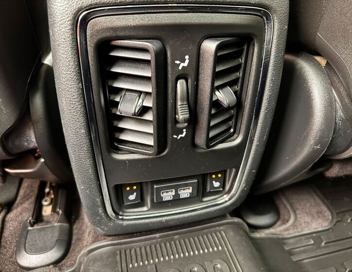 Jeep Grand Cherokee 14