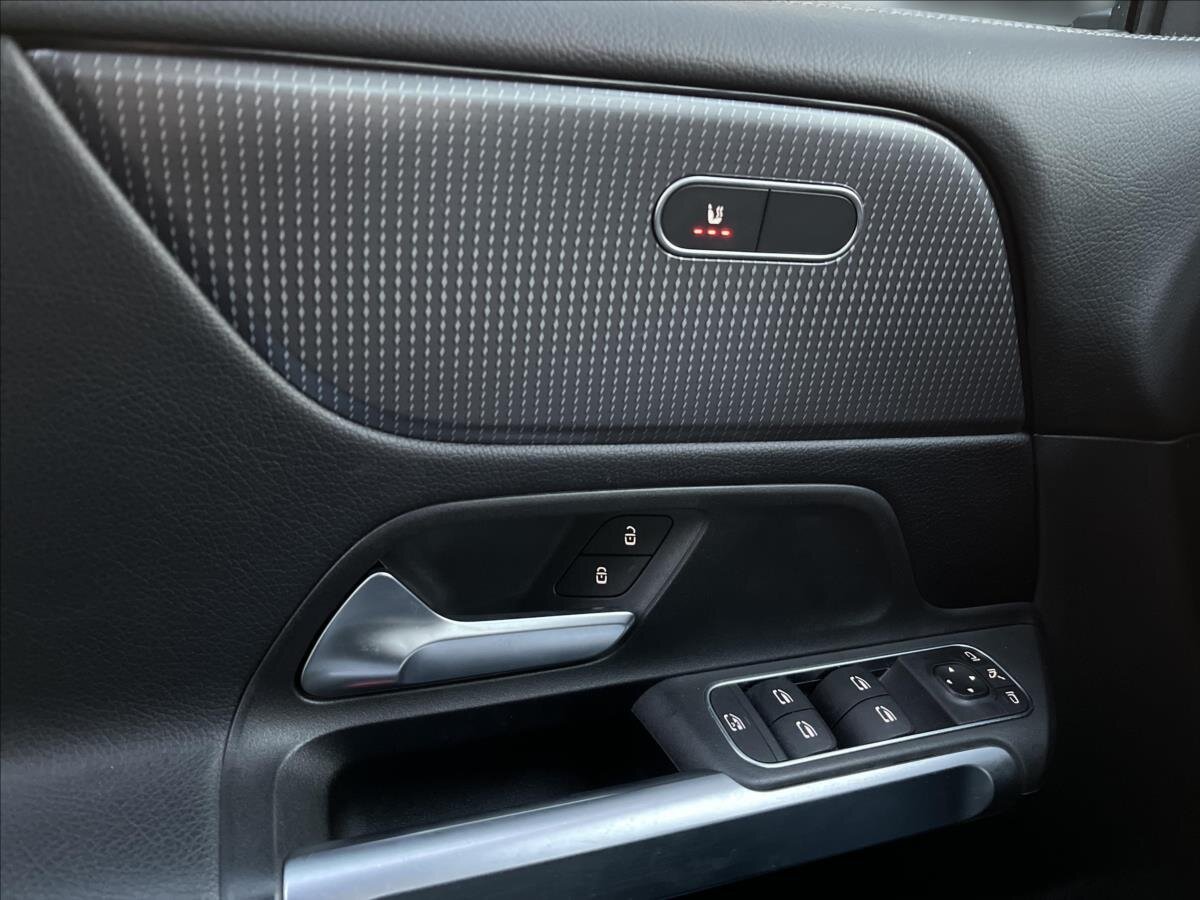 Mercedes-Benz GLB SUV 2,0 l 110 kw