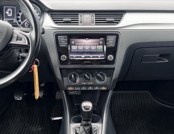 Škoda Rapid Hatchback 999,0 81 kw