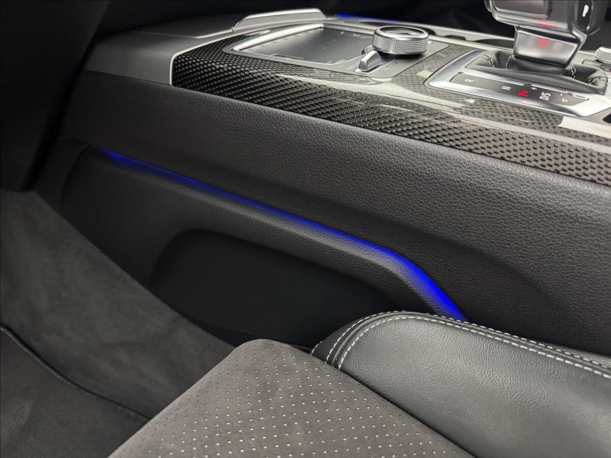 Audi SQ7 SUV / Terénní 4,0 l 320 kw