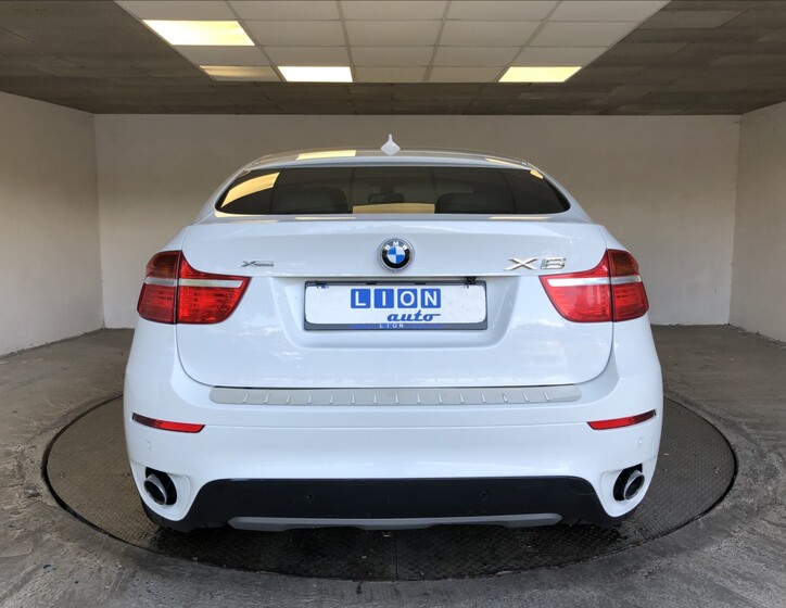 BMW X6 6