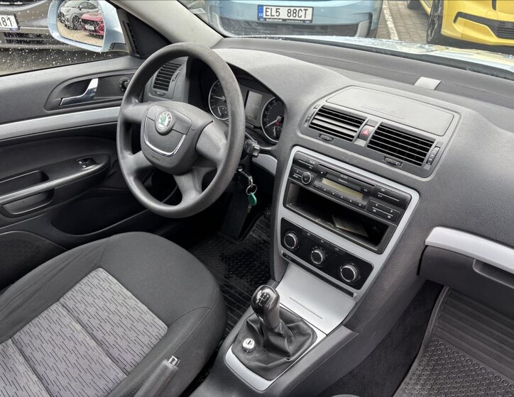 Škoda Octavia Sedan / Limuzína 1,9 l 77 kw