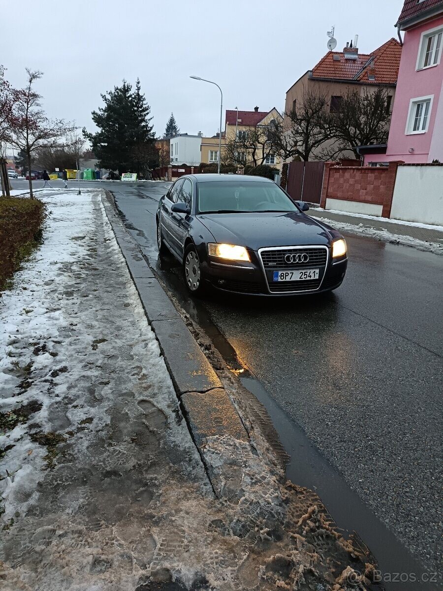 Audi A8 Sedan 0,0 0