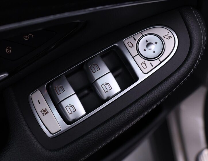 Mercedes-Benz GLC SUV 2,0 l 143 kw