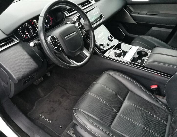 Land Rover Range Rover Velar 12