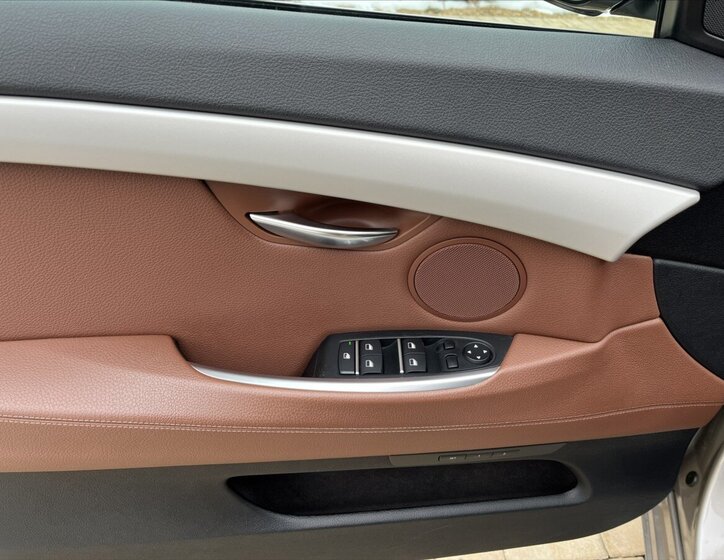 BMW Řada 5 Sedan / Limuzína 3,0 l 190 kw