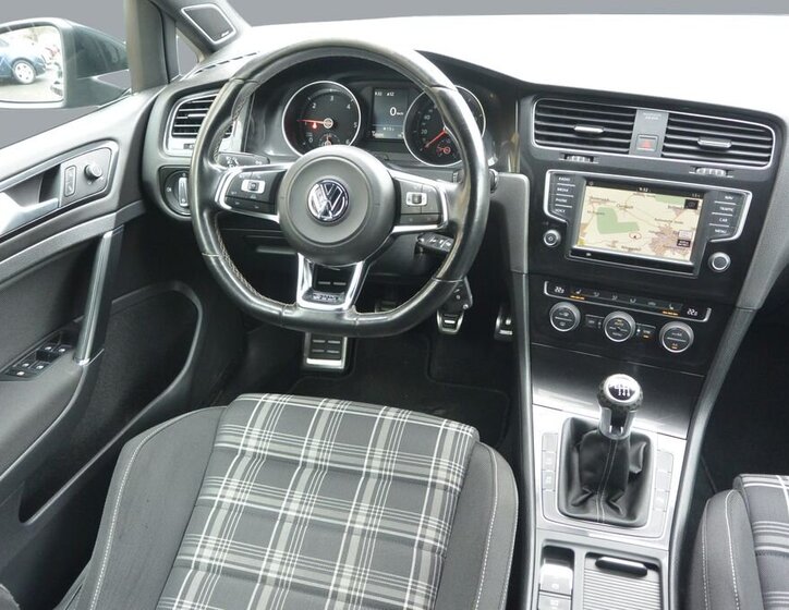 Volkswagen Golf Kombi 2,0 l 135 kw