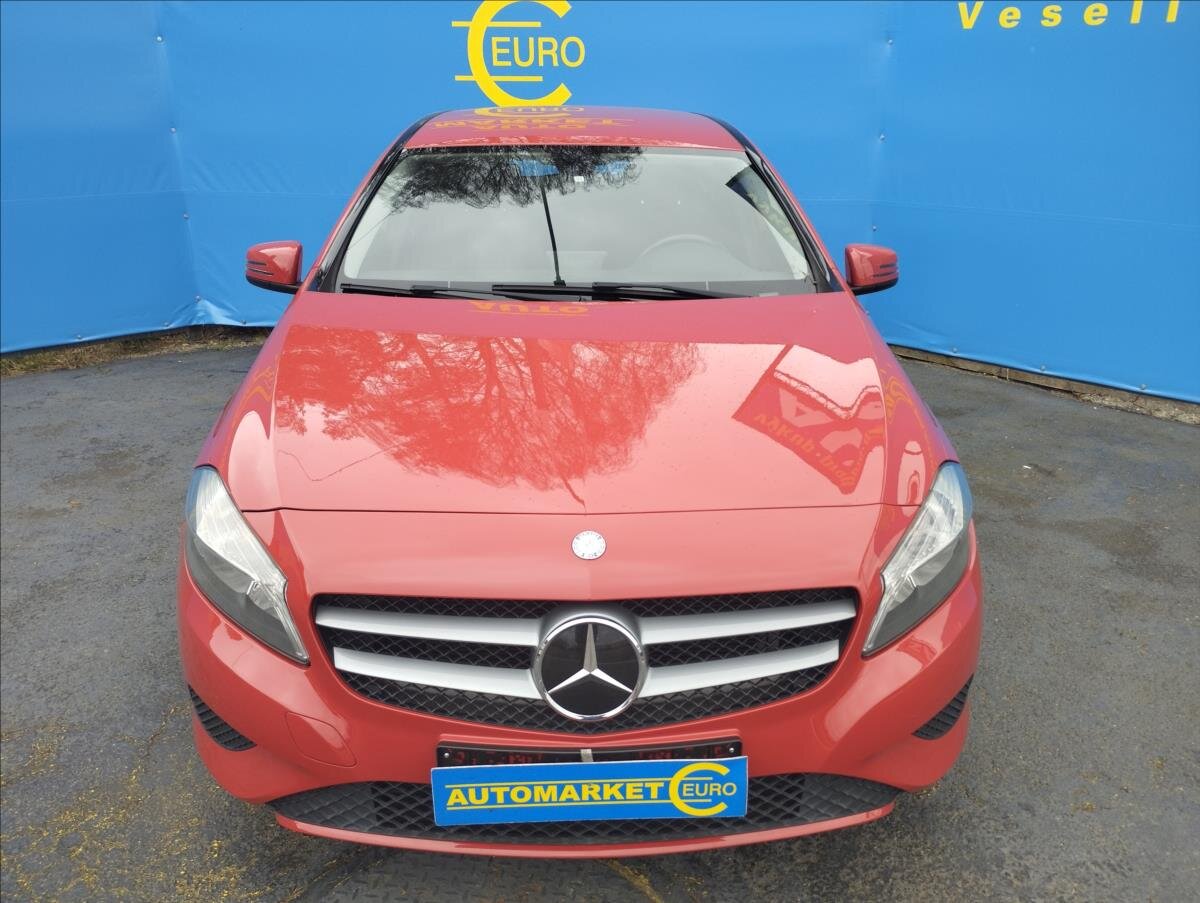 Mercedes-Benz Třídy A Hatchback 1,4 l 66 kw