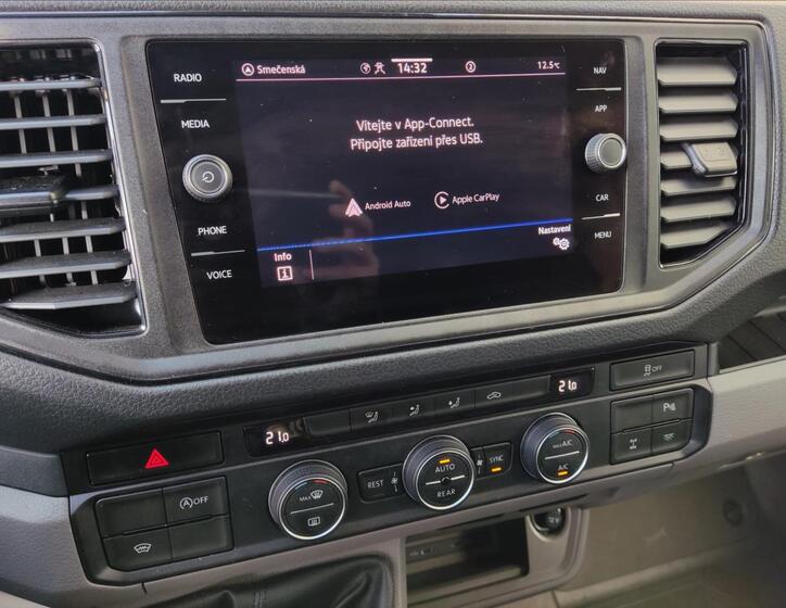 Volkswagen Crafter 13