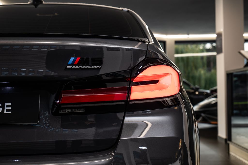 BMW M5