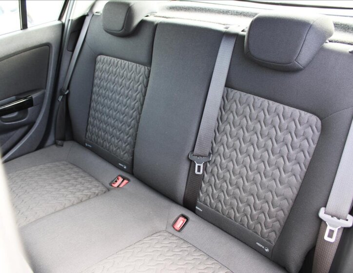 Opel Corsa Hatchback 1,4 l 64 kw