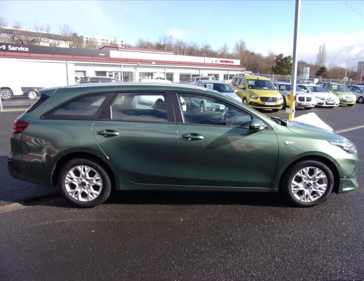 KIA Ceed Kombi 1,5 l 117 kw